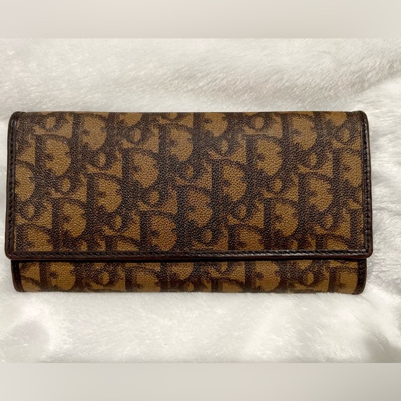 Authentic Christian Dior Brown Monogram Wallet - Picture 1 of 8